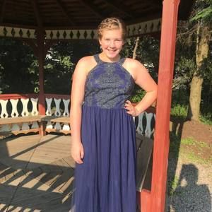 Meet your Posher, Elaina